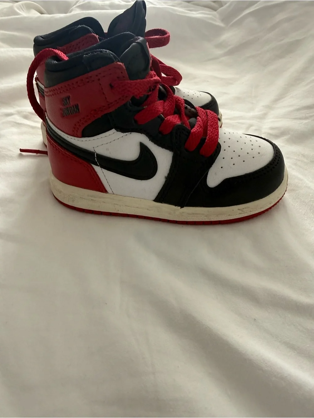 Nike Air Jordan 1 Gym Red, Black & White